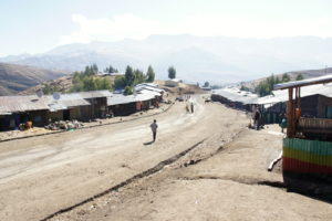 15.Dedina Chiro Leba, ktorá mala byť v záujme ochrany národného parku presťahovaná mimo hranice chráneného územia
