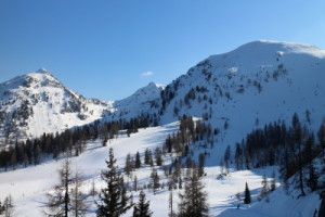 7.Trasa okružnej túra po troch vrcholoch (zľava doprava Shober 2133m, Rippetegg 2126 m a Gasselhöhe 2001 m)